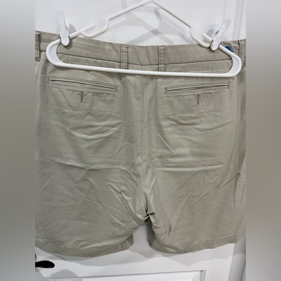 Timmy Bahama Men’s Shorts - Picture 2 of 4